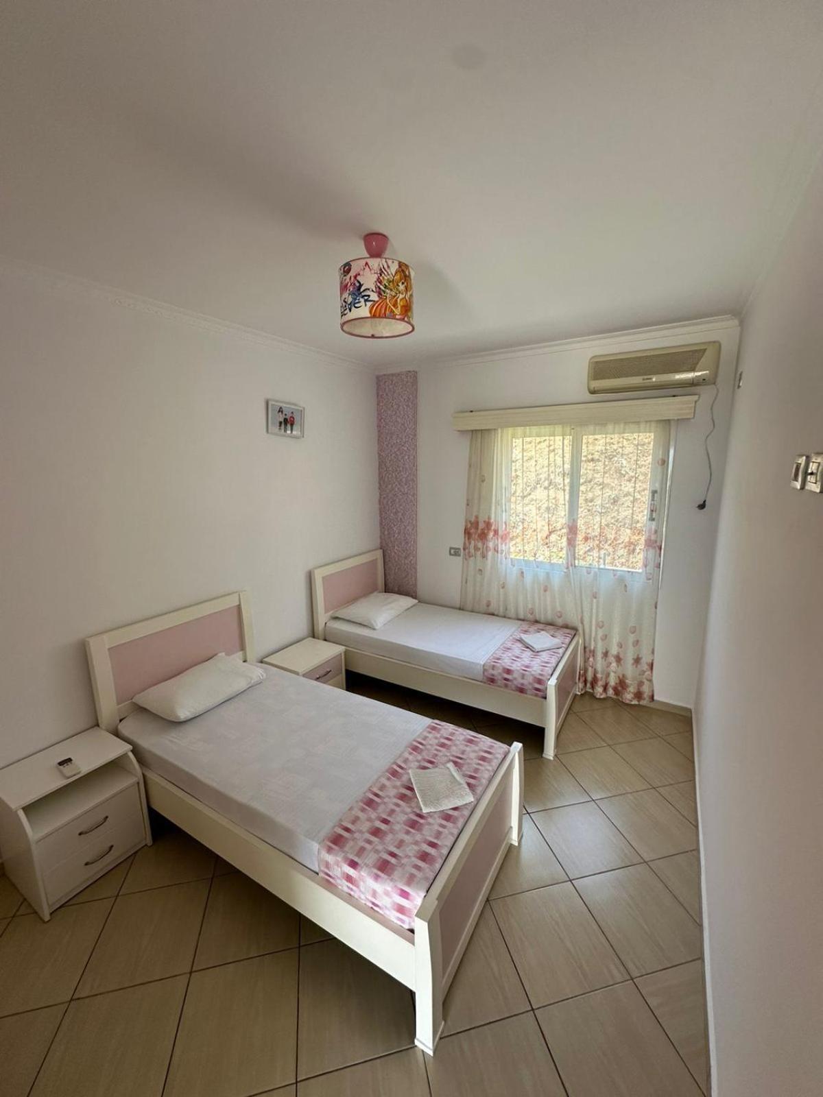 Apartments Berti Саранде Екстериор снимка