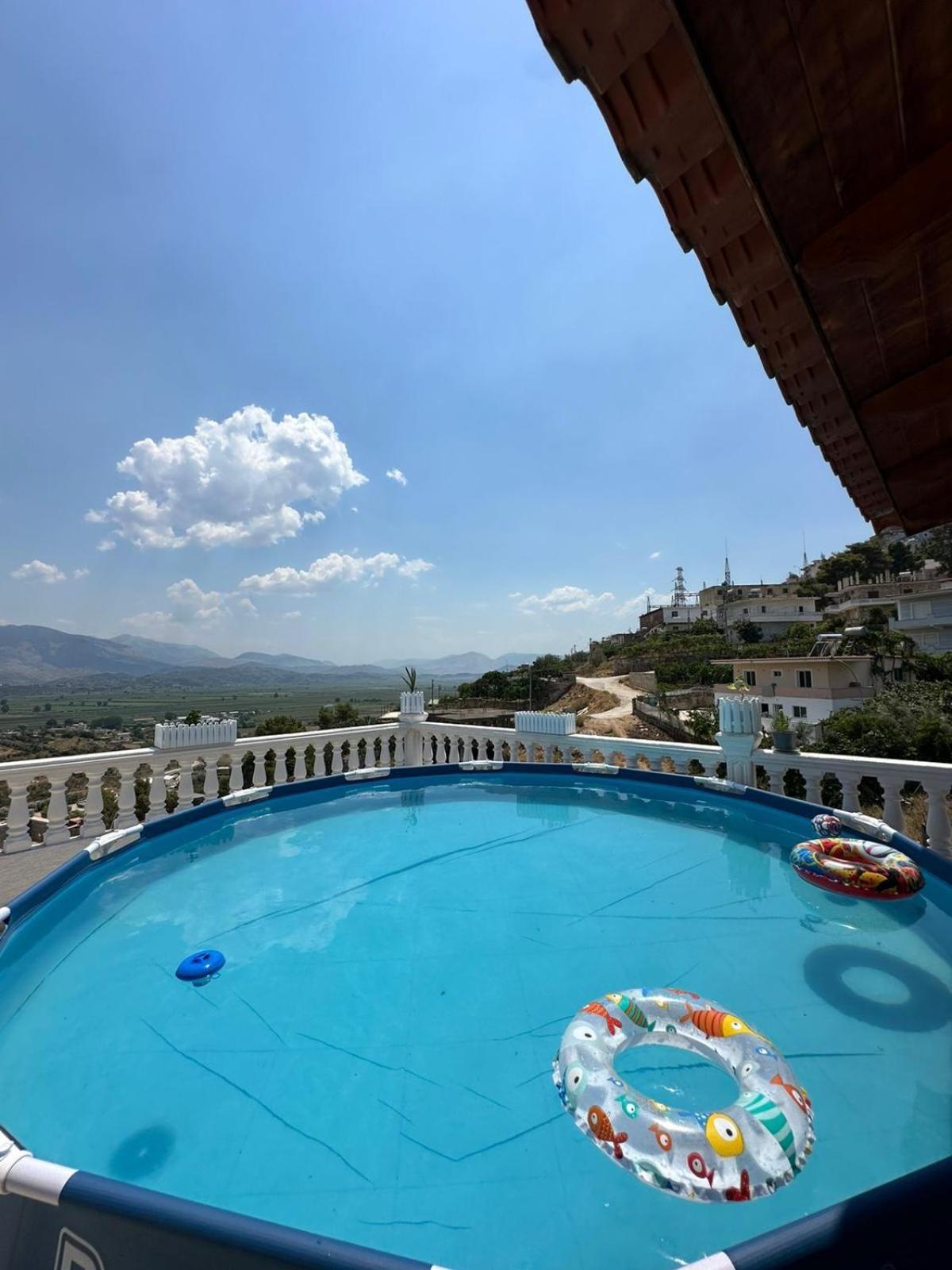 Apartments Berti Саранде Екстериор снимка